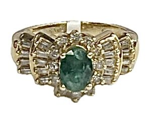 EMERALD AND DIAMOND RING