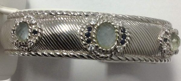 925 JUDITH RIPKA BANGLE W/BLUE STONE 84.7G