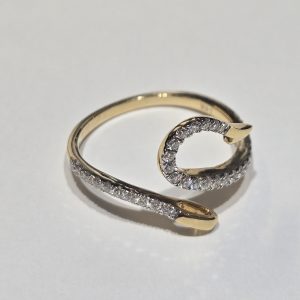 DIAMOND HOOK RING