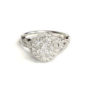 OVAL SHAPE DIAMOND CLUSTER RING