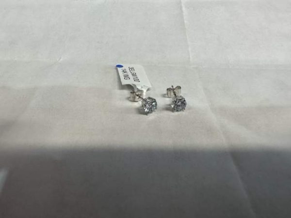 14K WHITE GOLD LAB GROWN DIAMOND STUDS 1.07CT 4 PRONG .4 DWT