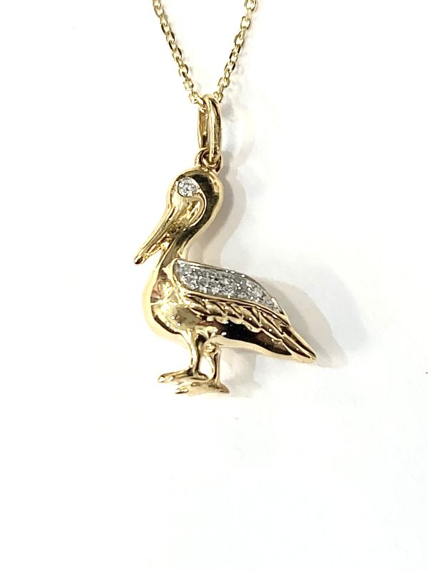 PELICAN PENDANT NECKLACE