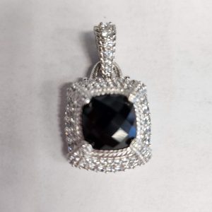 JUDITH RIPKA STERLING SILVER MILLGRAIN DETAIL ENHANCER PENDANT QUARTZ & BLACK ONYX PENDANT. 10.6G