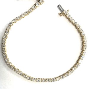 DIAMOND OVAL CUT TENNIS BRACELET