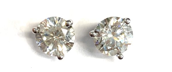 MINE-GROWN DIAMOND STUDS 3.02 CARATS